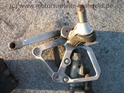 Honda_CBR_600F_PC19_PC23_Restteile_Motor_Tank_Maske_Tacho_wie_500_600_1000_F_PC20_SC21_56.jpg