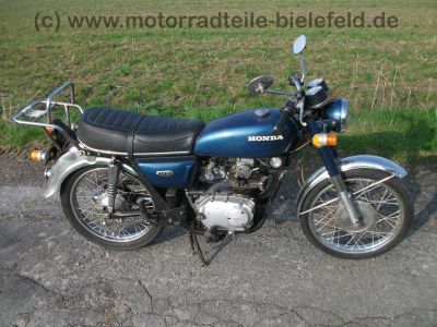 Honda_CB_125K_blau_EZ_1975_wie_93_125_SS_Super_Sport_K_disc_T_T2_CB200_CB_200_60.jpg