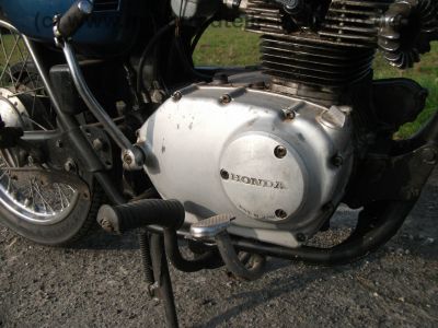 Honda_CB_125K_blau_EZ_1975_wie_93_125_SS_Super_Sport_K_disc_T_T2_CB200_CB_200_75.jpg