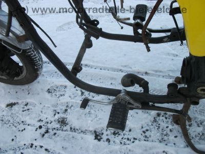 Honda_VF_750_C_Magna_RC09_gelb_wie_700_V45_C_F_S_RC07_RC15_RC21_58.jpg