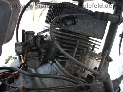 Yamaha_RD_200_DX_1E8_wie_125_250_350_C_D_E_F_IR_CS2_CS3_1H9_2R7_417_114.jpg