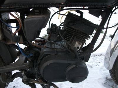 Yamaha_RD_200_DX_1E8_wie_125_250_350_C_D_E_F_IR_CS2_CS3_1H9_2R7_417_97.jpg
