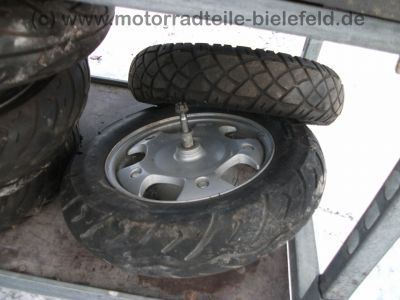 Yamaha_XC_125_TR_F_Cygnus_R_CygnusR_4NB_SE03_Teile_Verkleidung_Raeder_Tacho_Lampe_58.jpg