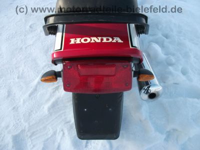 Honda_CBX_550_F_PC04_MOTAD_Auspuff_4in1_wie_CBX_400_550_F_F2_15.jpg