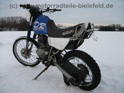 Suzuki_DR_125_SE_blau_Crash_-_Technik_wie_GN_GZ_DR_125_S_SE_Marauder_16.jpg