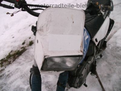 Suzuki_DR_125_SE_blau_Crash_-_Technik_wie_GN_GZ_DR_125_S_SE_Marauder_6.jpg