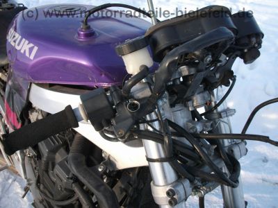 Suzuki_GSXR_GSX-R_750_W_750W_GR7BB_wie_600_750_1100_W_GR7DB_Auspuff_LASER_K1_16.jpg