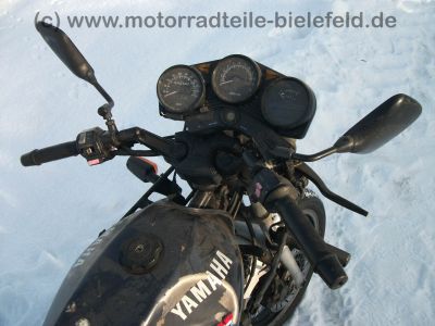 Yamaha_XJ_600_51J_grau-weiss_Crash_-_wie_XJ_550_650_700_750_25.jpg