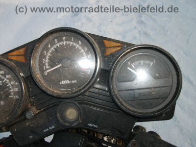 Yamaha_XJ_600_51J_grau-weiss_Crash_-_wie_XJ_550_650_700_750_30.jpg
