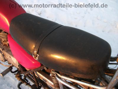 Kawasaki_Z_200_A_rot_Gepaecktraeger_wie_Z_KZ_LTD_KL_250_Z200_Z250_KL250_A_C_13.jpg