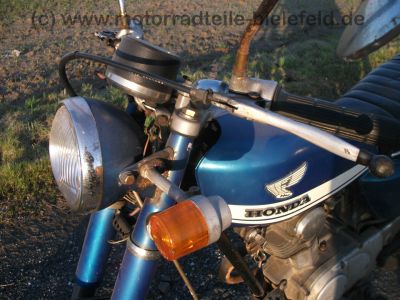 Honda_CB_100_blau_EZ_1975_2__Hd__12kW_wie_CB_CL_TL_SS_SL_50_80_90_100_125_23.jpg