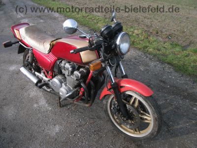 Honda_CB_900_F_900F_Boldor_SC01_rotmetallic_Marshall_Auspuff_4in1_Tommaselli_Giuliari_Sitzbank_wie_SC04_750_K_KZ_F_RC01_RC04_36.jpg