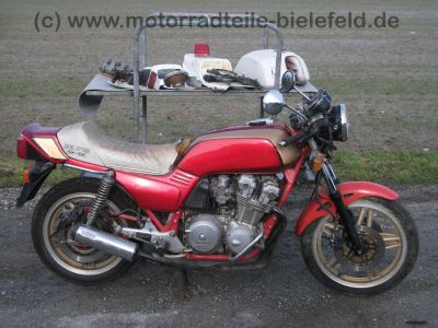 Honda_CB_900_F_900F_Boldor_SC01_rotmetallic_Marshall_Auspuff_4in1_Tommaselli_Giuliari_Sitzbank_wie_SC04_750_K_KZ_F_RC01_RC04_5.jpg
