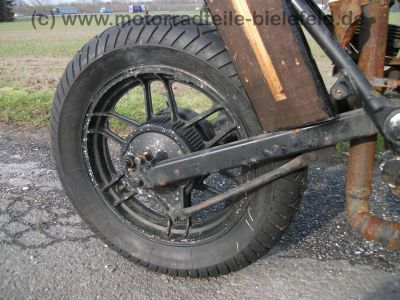 Honda_CBX_650_E_650E_RC13_Brenn-Ratte_Motor_Anlasser_Lichtmaschine_Kardan_Raeder_Gabel_Schwinge_42.jpg