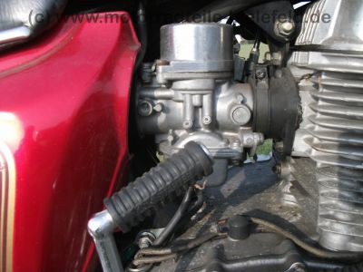 Honda_CM_400_T_400T_original_rot_NC01_Chopper_Sturzbuegel_Fehling_Sissybar_wie_CB_CM_250_400_T_N_73.jpg