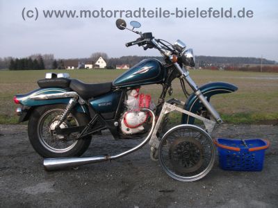 Suzuki_GZ_125_U_125U_Marauder_tuerkis_Originallack_technisch_wie_DR_GN_125_S_SE_1.jpg