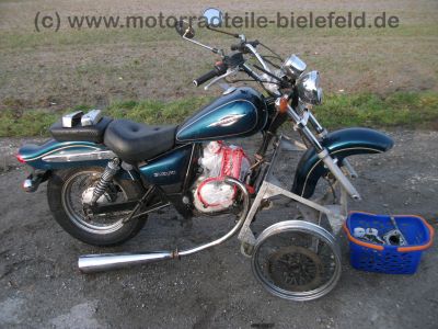 Suzuki_GZ_125_U_125U_Marauder_tuerkis_Originallack_technisch_wie_DR_GN_125_S_SE_55.jpg