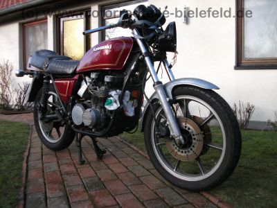 Kawasaki_KZ_750_E_rot_Neuteile_2x_4in1_Auspuff_motad_n-eta_BSM_-_wie_Z_KZ_GPz_650_750_B_C_E_GP_LTD_UT_165.jpg