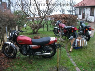 Kawasaki_KZ_750_E_rot_Neuteile_2x_4in1_Auspuff_motad_n-eta_BSM_-_wie_Z_KZ_GPz_650_750_B_C_E_GP_LTD_UT_2.jpg