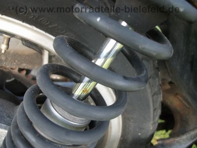 Yamaha_XJ_550_4V8_rot_KONI_wie_XJ_400_500_600_107.jpg