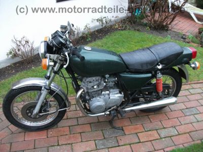 Kawasaki_K4_KZ_400_TWIN_gruen_wie_Z_KZ_LTD_400_440_A_H_LTD_Twin_17.jpg