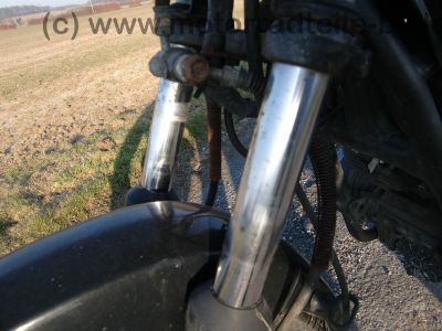 Suzuki_GS_550_M_Katana_gelb_-_wie_GS_400_500_550_750_D_E_23.jpg