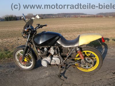 Suzuki_GS_550_M_Katana_gelb_-_wie_GS_400_500_550_750_D_E_5.jpg