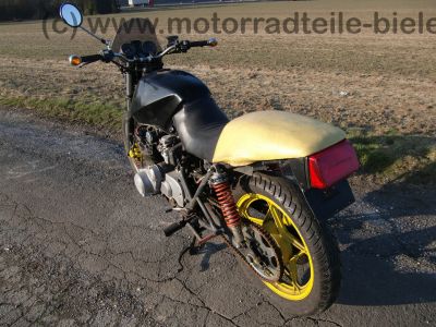 Suzuki_GS_550_M_Katana_gelb_-_wie_GS_400_500_550_750_D_E_6.jpg