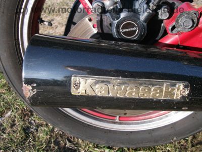 Kawasaki_KZ_400_J_4-Zylinder_schwarz_Typ_KZ_400_M_-_wie_KZ_ZX_Z_400_500_550_750_A_B_C_D_E_UT_GP_26.jpg