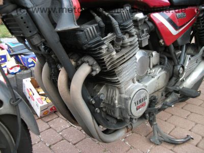 Yamaha_XJ_650_4K0_rot_KONI_Krauser_Hepco_und_Becker_Extras_-_wie_XJ_400_550_650_700_750_SECA_11M_MAXIM_4H7_10.jpg