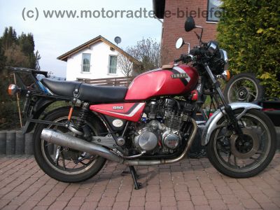 Yamaha_XJ_650_4K0_rot_KONI_Krauser_Hepco_und_Becker_Extras_-_wie_XJ_400_550_650_700_750_SECA_11M_MAXIM_4H7_112.jpg