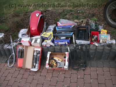 Yamaha_XJ_650_4K0_rot_KONI_Krauser_Hepco_und_Becker_Extras_-_wie_XJ_400_550_650_700_750_SECA_11M_MAXIM_4H7_155.jpg