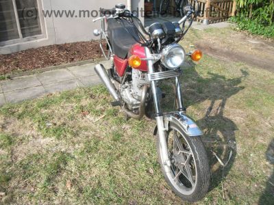 Suzuki_GN_400_D_Chopper_rot_Einzylinder_Gepaecktraeger_wie_GN_DR_125_250_400_SP_370_LS_650_Savage_53.jpg