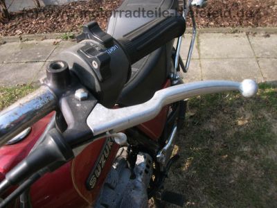 Suzuki_GN_400_D_Chopper_rot_Einzylinder_Gepaecktraeger_wie_GN_DR_125_250_400_SP_370_LS_650_Savage_62.jpg