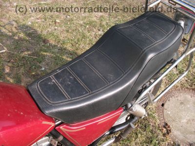 Suzuki_GN_400_D_Chopper_rot_Einzylinder_Gepaecktraeger_wie_GN_DR_125_250_400_SP_370_LS_650_Savage_9.jpg