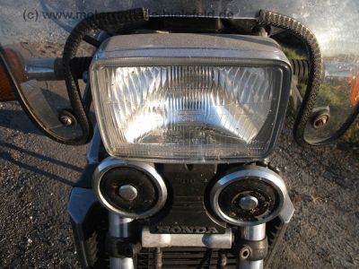 Honda_VF_1100_C_Custom_SC12_V65_MAGNA_1_Hd___32tkm_kein_Unfall_-_wie_VF_750_1000_1100_S_F_C_Sabre_Interceptor_33.jpg