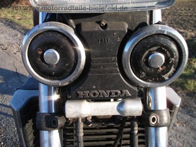 Honda_VF_1100_C_Custom_SC12_V65_MAGNA_1_Hd___32tkm_kein_Unfall_-_wie_VF_750_1000_1100_S_F_C_Sabre_Interceptor_39.jpg