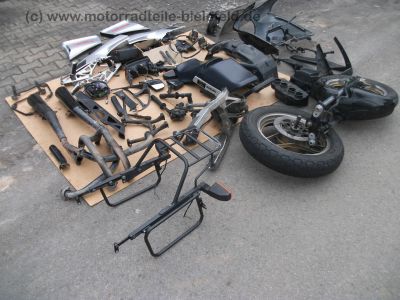 Suzuki_GSX_1100_EF_GV71C_KRAUSER_Gepaecktraeger_Koffertraeger_Gepaecksystem_erst_49tkm_-_wie_GSX_750_1100_ES_EF_E_GV_71_A_B_C_129.jpg