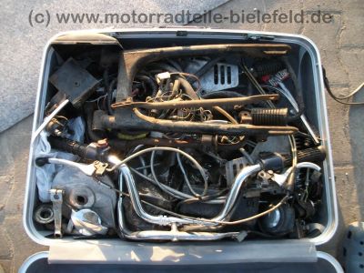 Honda_CB_200_Twin_2x_zerlegt_in_Teilen_Extras_Sondersitz_etc__-_wie_CB_125_250_K_G_124.jpg