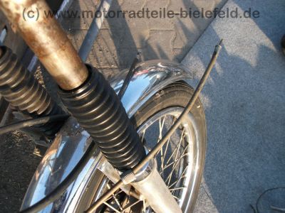 Honda_CB_200_Twin_2x_zerlegt_in_Teilen_Extras_Sondersitz_etc__-_wie_CB_125_250_K_G_55.jpg
