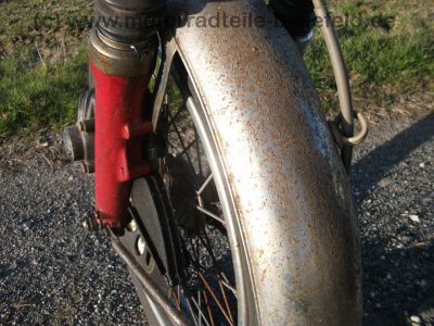 Honda_CB_200_Twin_rot_rostig_Originalteile_Auspuff_Kotfluegel_Sitzbank_-_wie_CB_125_250_K_G_38.jpg