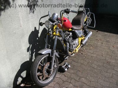 Kawasaki_EN_450_A_LTD_mit_Harley_Tank_vorverlegte_Fussrasten_Ledersitz_SITO_Auspuff_-_wie_EN_LTD_450_454_500_A_LTD_66.jpg