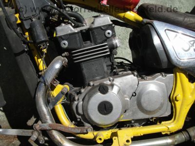 Kawasaki_EN_450_A_LTD_mit_Harley_Tank_vorverlegte_Fussrasten_Ledersitz_SITO_Auspuff_-_wie_EN_LTD_450_454_500_A_LTD_78.jpg