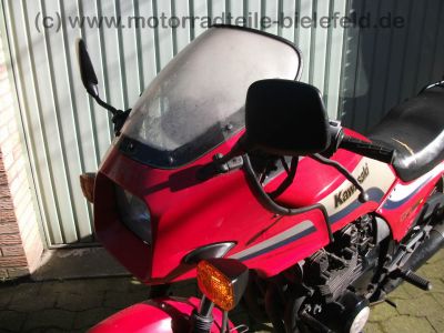 Kawasaki_GPz_550_UT_rot_GIVI_Gepaecktraeger_Koffertraeger_-_Z_ZX_KZ_GPz_400_500_550_750_A_B_UT_GP_LTD_8.jpg
