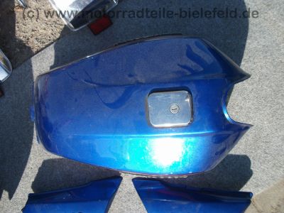 Kawasaki_Z_KZ_400_440_Twin_A_B_H_LTD_Teile_Tank_Seitendeckel_Sitzbank_Koffertraeger_46.jpg