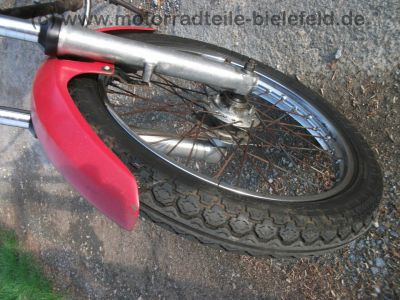 Honda_CB_125_T_Twin_Speiche_rot_teilzerlegt_-_wie_CB_CM_125_185_250_K_T_Twin_C_42.jpg