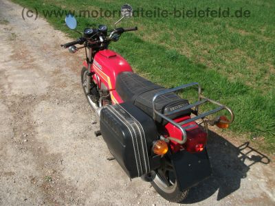 Honda_CB_125_T2_Twin_rot_SCHUH_Koffertraeger_-_wie_CB_CM_125_185_250_T_Twin_C_6.jpg