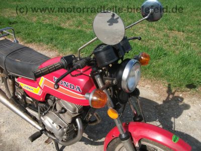 Honda_CB_125_T2_Twin_rot_SCHUH_Koffertraeger_-_wie_CB_CM_125_185_250_T_Twin_C_61.jpg