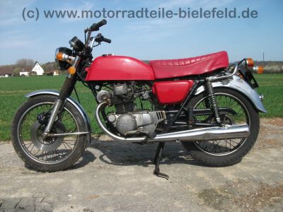 Honda_CB_200_Twin_feuerwehrrot_Speiche_-_wie_CB_CM_CJ_125_185_250_350_360_K_G_T_Twin_C_13.jpg