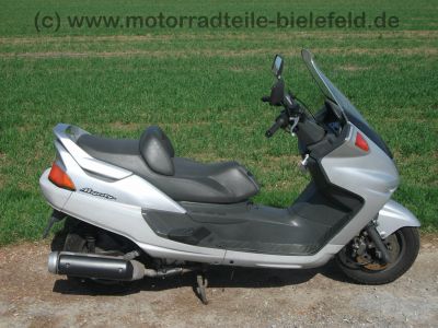 Yamaha_YP_250_Majesty_4UC_silber_Motorschaden_-_wie_MBK_SKYLINDER_X-MAX_XMAX_X_Max_XQ_YP_125_250_Maxster_Thunder_60.jpg